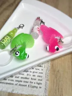 蛍光色金魚ちゃんアンブレラマーカー♡ラムネチャーム付２個セット☆