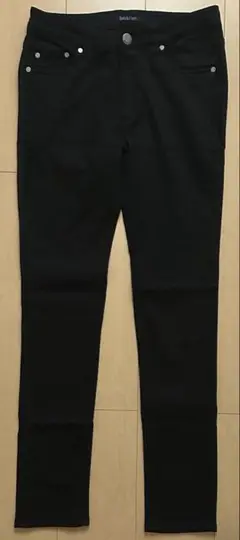 レディース　スキニーパンツ　黒