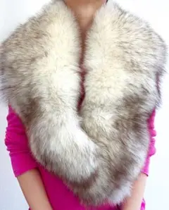 超美品！最高級 ブルーフォックス　大ぶり　ファーショール 5
