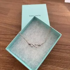Tiffanyu0026 Co. インフィニティブレスレット
