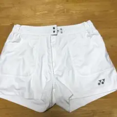 ヨネックス テニス バトミントン　ハーフパンツ ホワイト