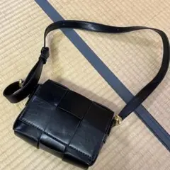 黒 レザー ショルダーバッグ パッチワーク