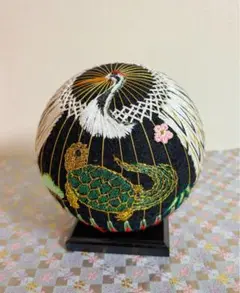亀と白鶴の刺繍手毬