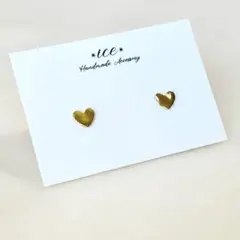 1139◆ゴールド　ハート　シンプル　ミニ　小ぶり　チタンピアス　ハンドメイド