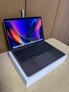 2025年OS] 美品MacBook Pro 13インチ4k／ Touch ID