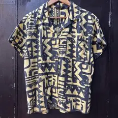 Levi's × STRANGERTHINGS オープンカラーシャツ