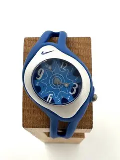 【美品】NIKE レディース アナログ腕時計 スポーツテック　電池交換済み 美品】NIKE レディース アナログ腕時計 スポーツテック 電池交換