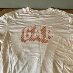 GAP ホワイト ロゴ Tシャツ