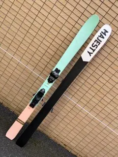 MAJESTY ADVENTURE GTW 166cm+ビンディング パウダー