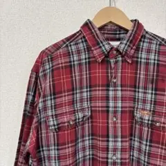 Item thumbnail for item e7e8b64e-10f9-4f74-8cfe-30392ab75b5f