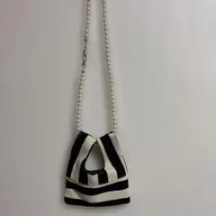 Item thumbnail for item 615a534c-b32b-4c0f-83d2-cbee1217d615