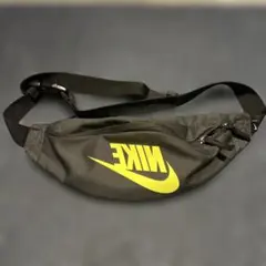 売切価格Nike ボディバッグ 黒/黄