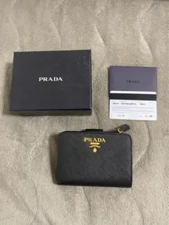 PRADA サフィアーノレザー財布