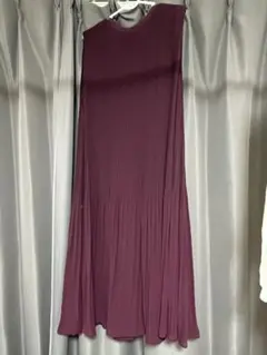 ワインレッドワンピース