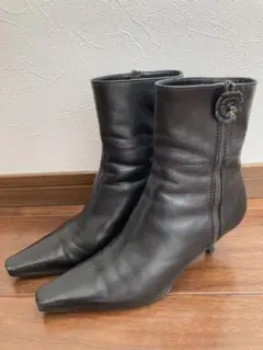 CHANEL シャネル ショートブーツ 黒 35 レザー