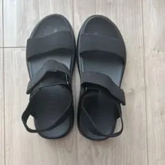 Steppi ブラック スポーツサンダル　ステッピ