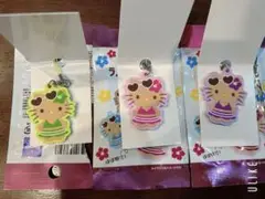 キティ　日焼け　ハローキティ　ダイソー　キーホルダー