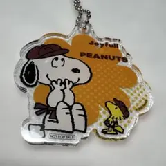 ジョイフル　コラボ商品　アクリルキーホルダー　スヌーピー