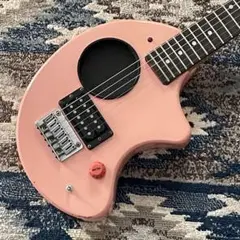 naさん　ZO-3 ギター Fernandes ピンク Amazon.co.jp: FERNANDES ZO-3HK Mini Electric Guitar with