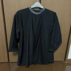 黒の長袖シャツ Mサイズ