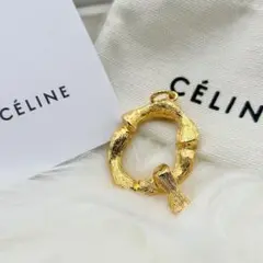 限定価格　celine アルファベットチャーム　スモール CELINE（イニシャル ・ ネックレス）のフリマアイテム一覧