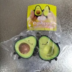 にっこりーノ　わけあいっこマスコット　アボカド