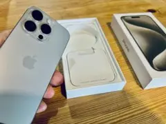 【超美品】　おまけ付き　 iPhone 15 Pro 256GB SIMフリー