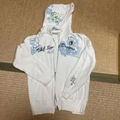 T＆Cの刺繍入りパーカーです！可愛いです！