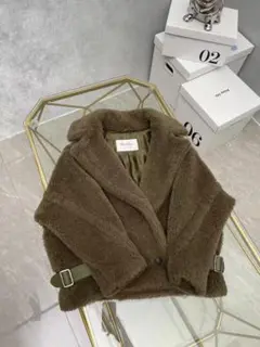 Item thumbnail for item f565ee69-0083-46c9-8dbb-4086cc8ec2be