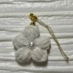 毛糸お花チャーム