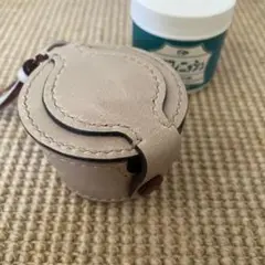 蜜蝋ワックス　レザーのワックスケースつき　トコフィニッシュおまけ　レザークラフト