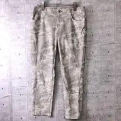 Item thumbnail for item 03a4eae4-967d-4ad3-8b62-f0922d1443b4