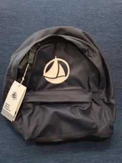 プチバトー PETIT BATEAU ネイビーリュックサック ノベルティ未使用