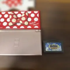 ミニーマウスデザイン ニンテンドーDS Lite 本体と星のカービィ鏡の大迷宮