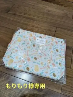 おむつポーチ＆おむつ替えマット