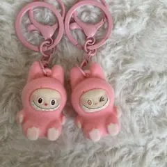 ❽訳あり　処分価格　ラブブ　ミニぬいぐるみキーホルダー　LABUBU 2個セット