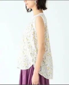 B:MING by BEAMS 花柄ノースリーブブラウス　ONE SIZE