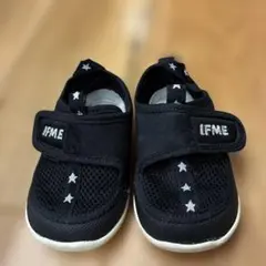 Item thumbnail for item efa62a68-06af-4c75-a611-f0a4705099d6