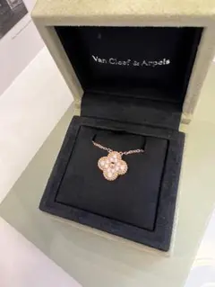 VanCleef u0026 Arpelsヴィンテージアルハンブラペンダントダイヤモンド
