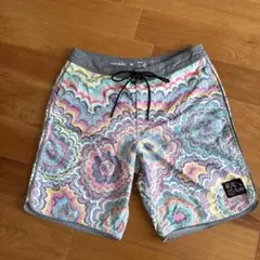 RVCA サーフトランクス　28 中古　美品