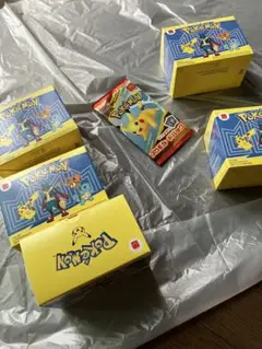 ハッピーセット　ポケモン　プロモカードパック　おもちゃ全4種　未開封