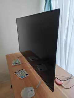 【みなぴぃ】TCL 液晶テレビ 43K601U　テレビスタンド付き Amazon.co.jp: TCL 43V型 4K対応 液晶テレビ 43K601U HDR搭載