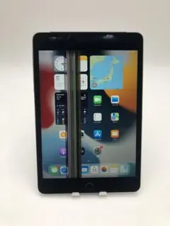 iPad mini 4 A1550 16GB キャリアKDDI