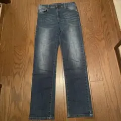デニムパンツ