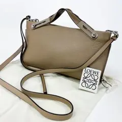 2025年最新】loewe ロエベ ミッシーの人気アイテム - メルカリ