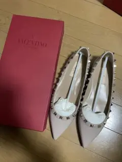 ⭐︎クリスマス前限定★Valentino ロックスタッズパンプス 37.5 美品