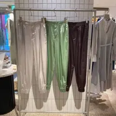 SNIDEL サテンイージーパンツ