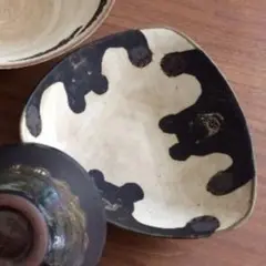 矢板緑　りす皿 矢板緑さん リスのしっぽ皿 リス皿 豆皿 陶器 うつわ