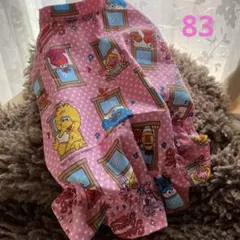 ハンドメイド犬服　キャラクター　ワンピース　犬服　Mサイズ程度