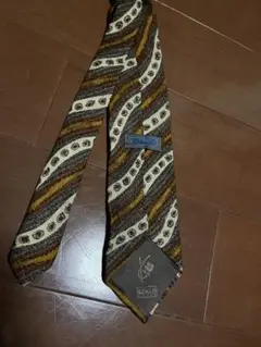 Item thumbnail for item 0b7959c9-b0e0-4181-8fc3-ddbf252a6e96